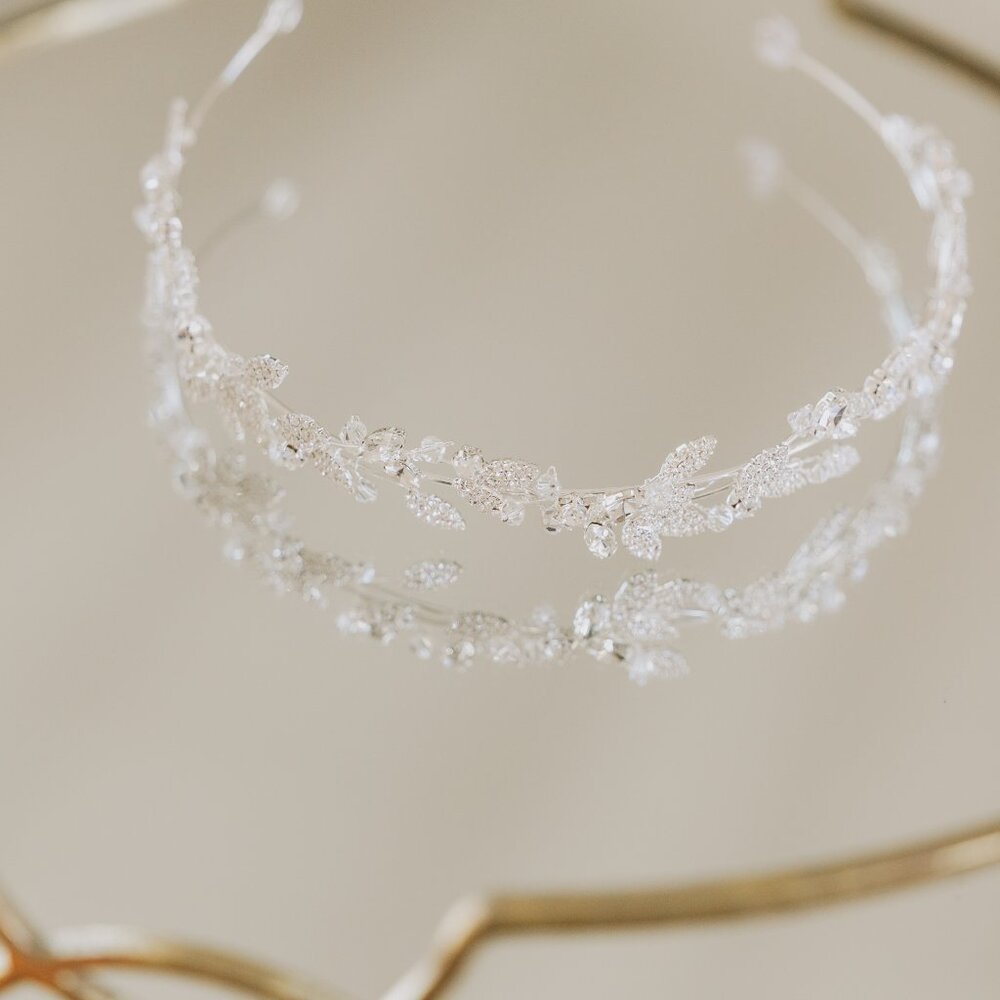 Bel Aire Bridal Headpiece - Picture 2 of 4